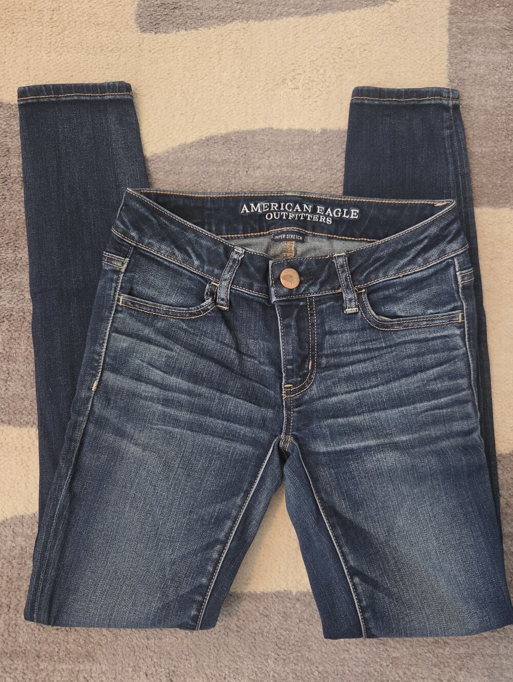 AE Size 0 Dark Wash Jegging